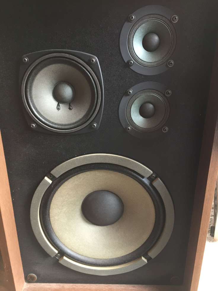 JBL 4312