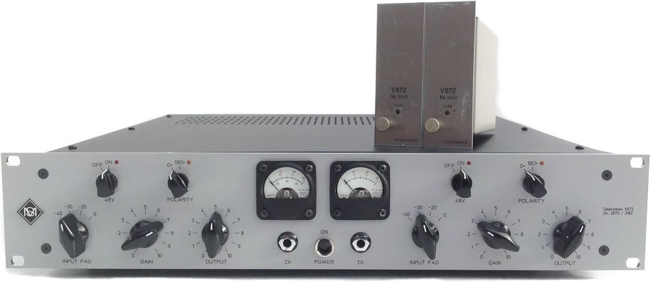 Telefunken V672 in a custom made rack